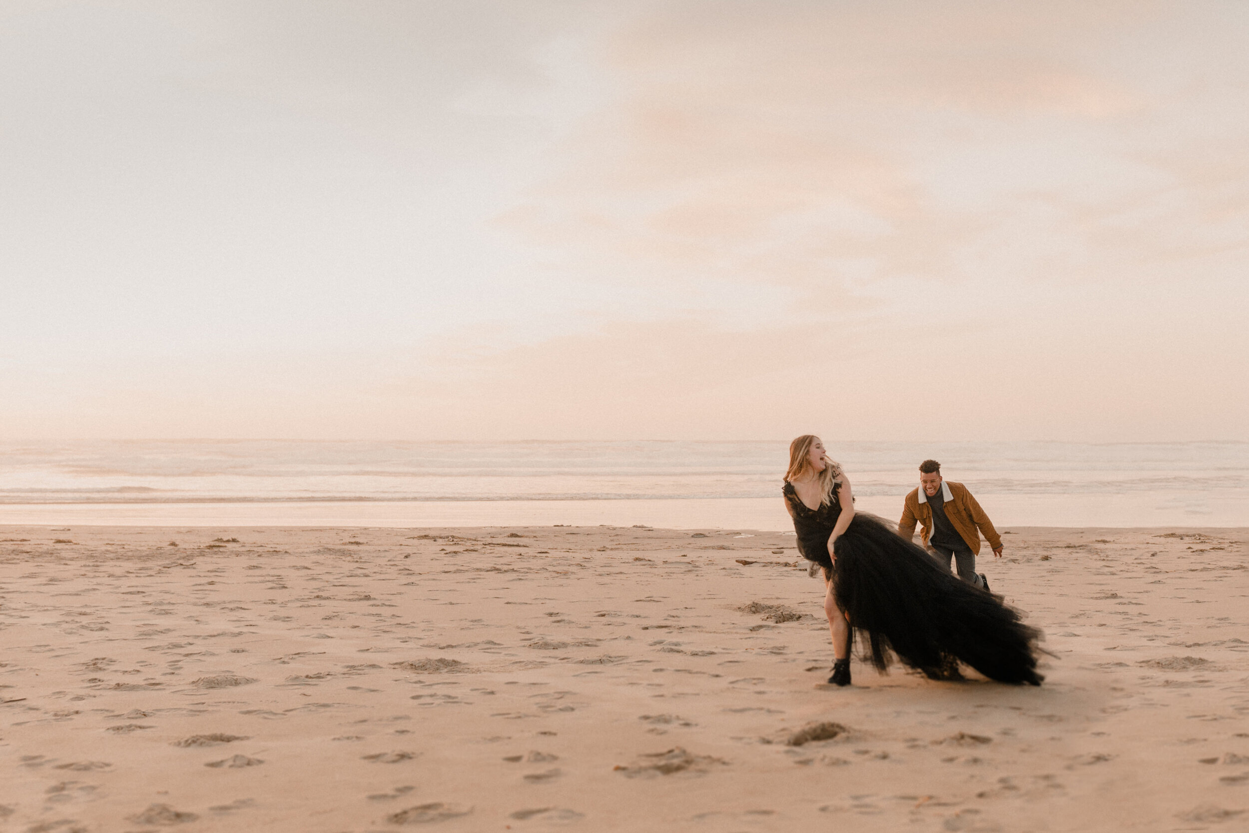 EAasland Oregon Coast Couple M+C-98.jpg