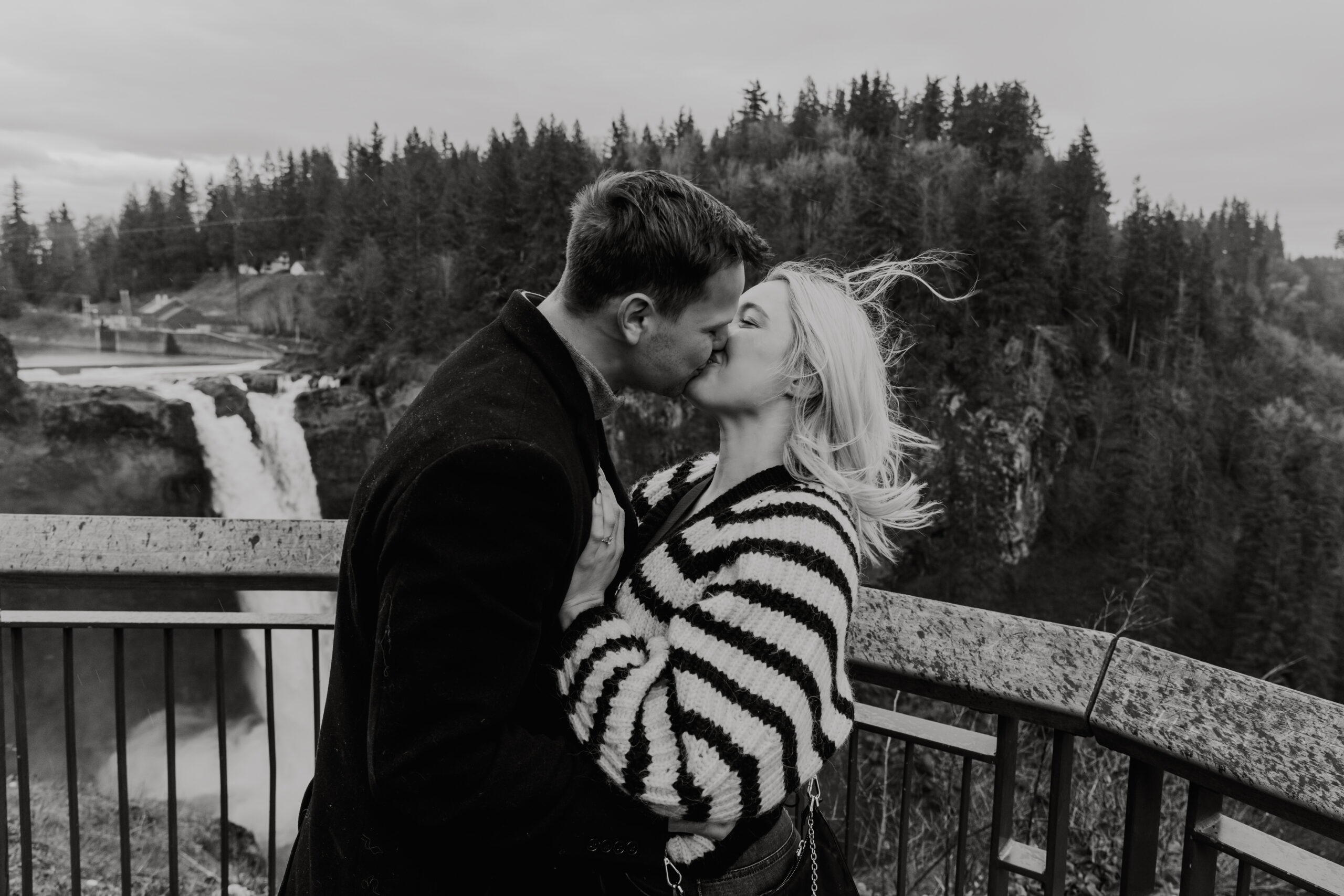 surprise proposal at snoqualmie falls